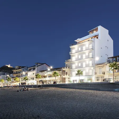 Vuelle 4* Capo dʼOrlando